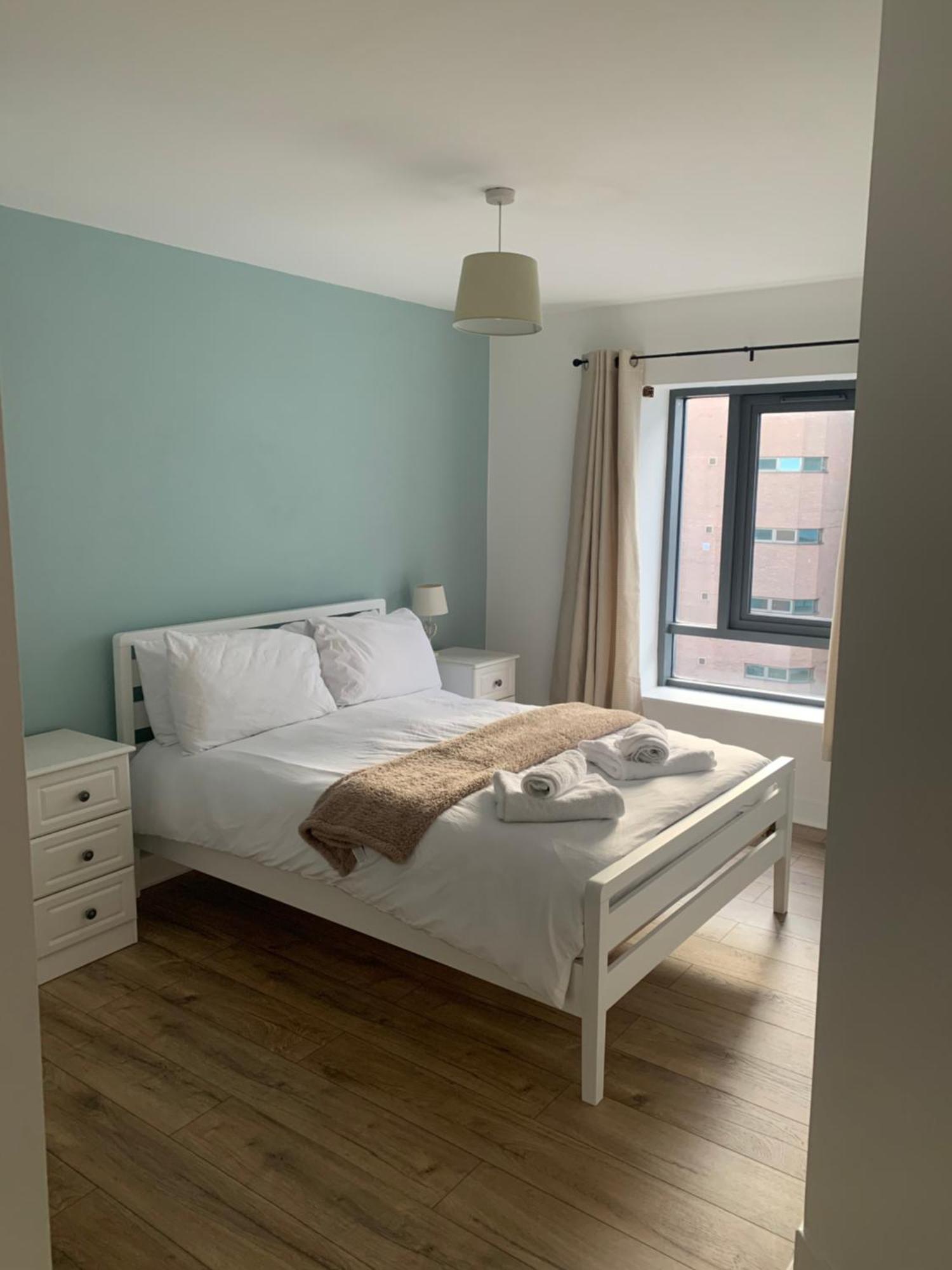 Best Location In Belfast! Free Parking Екстер'єр фото